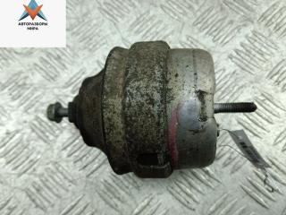 подушка крепления двигателя Volkswagen Passat B5 1997, 1.6 л., бензин, МКПП, серый, универсал, 8D0199379J
