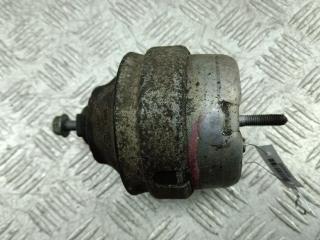 подушка крепления двигателя Volkswagen Passat B5 1997, 1.6 л., бензин, МКПП, серый, универсал, 8D0199379J