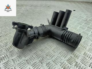 патрубок турбины Skoda Fabia mk3 (NJ) 2015, 1.2 л., бензин, 04E129651C