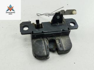 замок багажника Volkswagen Caddy 3 поколение 2008, фургон, 2K0827506E