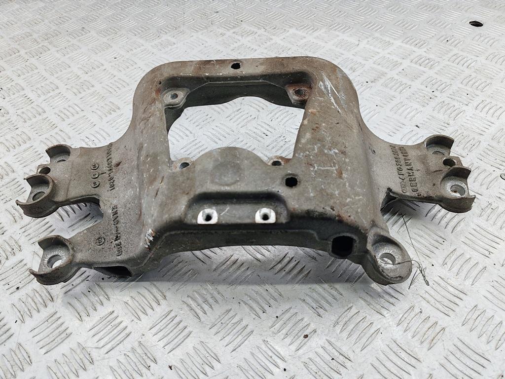кронштейн КПП Audi A6 C6 2004, 2.0 л., дизель, МКПП, чёрный, седан, 4F0399263K