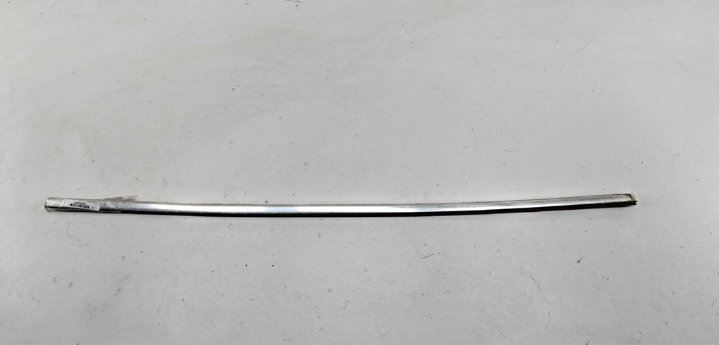 Молдинг стекла двери наружный BMW 5 E39 1999, 2.5 л., бензин, МКПП, серый, седан