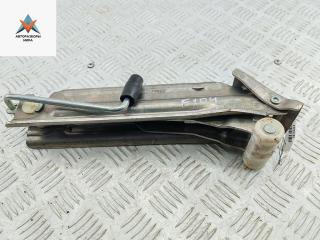 домкрат Audi A6 4F/C6 2004, 2.0 л., дизель, МКПП, чёрный, седан, 4F0011031