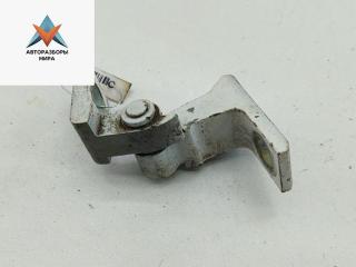 петля двери Volkswagen Tiguan 1 поколение 2008, белый, внедорожник 5 дв., 5N0831402