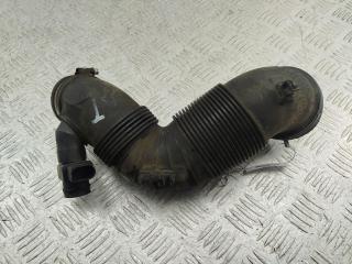 патрубок воздушного фильтра Skoda Yeti 1 поколение 2010, 2.0 л., дизель, 3C0129654Q