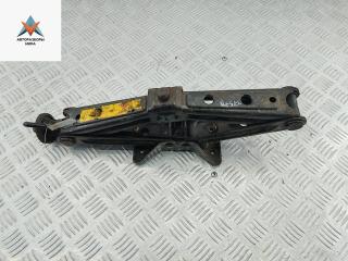домкрат IVECO Daily 4 поколение 2007, 2.3 л., дизель, МКПП, красный, микроавтобус