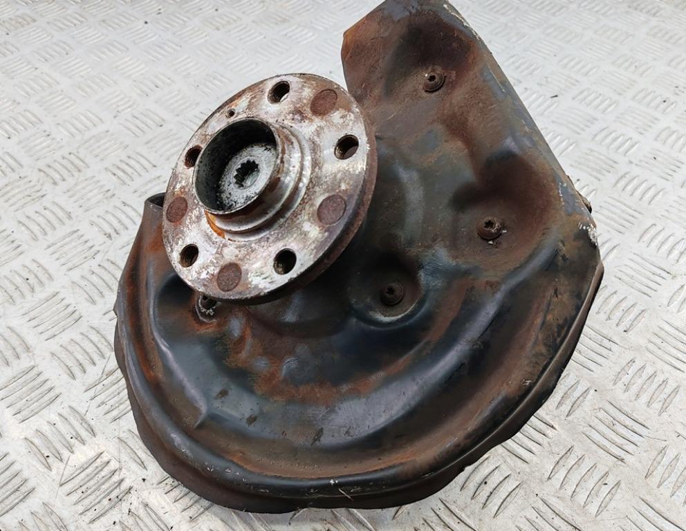 ступица задняя правая Volkswagen Passat B6 2005, 2.0 л., дизель, АКПП, серый, универсал