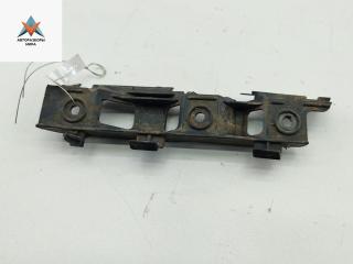 кронштейн переднего бампера Volkswagen Passat B6 2005, 2.0 л., бензин, МКПП, серый, универсал, 3C0807184