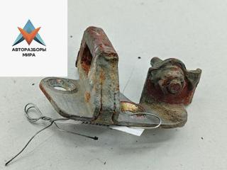 ответная часть (скоба) замка двери Volkswagen Transporter T4 2000, 2.5 л., дизель, МКПП, белый, микроавтобус