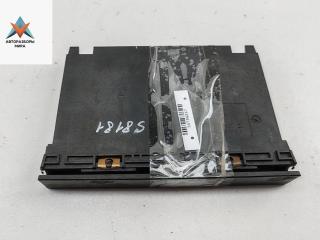 подстаканник Volkswagen Golf 4 поколение 2001, 1.9 л., дизель, МКПП, серый, универсал, 1J0858601D