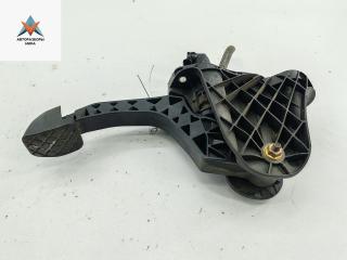 педаль сцепления Volkswagen Passat B6 2005, 2.0 л., бензин, МКПП, серый, универсал, 3C1721059G