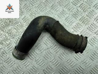 патрубок интеркулера Volkswagen Touareg 1 поколение 2006, 3.0 л., дизель, АКПП, серый, внедорожник 5 дв., 7L6145738A