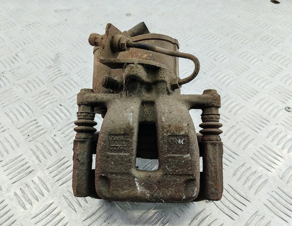 суппорт задний правый Volkswagen Passat B6 2005, 2.0 л., дизель, АКПП, серый, универсал