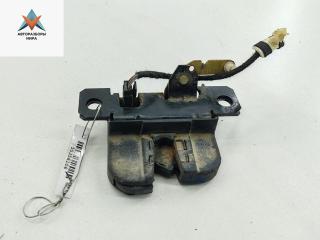замок багажника Volkswagen Caddy 3 поколение 2005, фургон, 2K0827506A