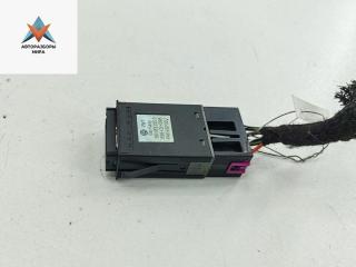 кнопка аварийной сигнализации Volkswagen Passat B5 [рестайлинг] 2004, 1.9 л., дизель, МКПП, серый, универсал, 3B0953235D