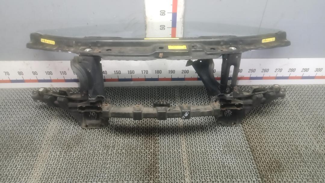 Передняя панель крепления облицовки (телевизор) Land Rover Range Rover 2006, 3.6 л., D TDV8, дизель, АКПП, внедорожник 5 дв.