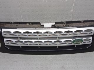 решетка радиатора Land Rover Discovery 4 поколение 2012, 3.0 л., SD V6, дизель, АКПП, внедорожник 5 дв.