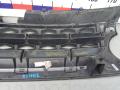 решетка радиатора Land Rover Discovery 4 поколение 2012, 3.0 л., SD V6, дизель, АКПП, внедорожник 5 дв. - фото №6