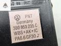 кнопка аварийной сигнализации Volkswagen Passat B5 1999, 1.6 л., бензин, МКПП, серый, универсал, 3B0953235C - фото №3