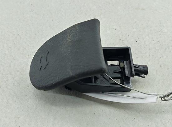 ручка открывания капота Chevrolet Kalos (Aveo) 2007, 1.4 л., бензин, МКПП, чёрный, хетчбэк 5 дв.
