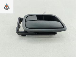 ручка внутренняя передняя левая Kia Rio 2 поколение [рестайлинг] 2009, 1.4 л., бензин, МКПП, красный, хетчбэк 5 дв.