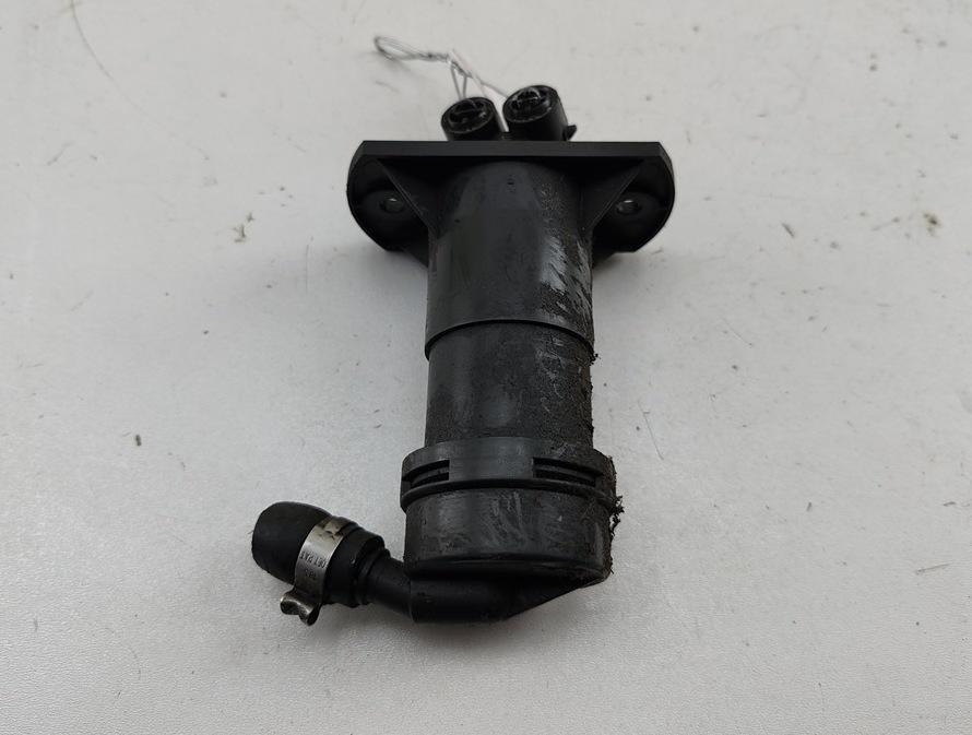 форсунка омывателя фары Audi A6 4F/C6 2004, 2.0 л., дизель, МКПП, чёрный, седан, 4F0955101 - фото №1