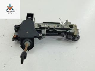 Корпус (держатель) ручки двери передней левой Audi A4 B6 2004, 2.0 л., бензин, МКПП, чёрный, универсал
