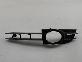 рамка фары противотуманной левой Audi A6 4F/C6 2004, 2.0 л., дизель, МКПП, чёрный, седан, 13678