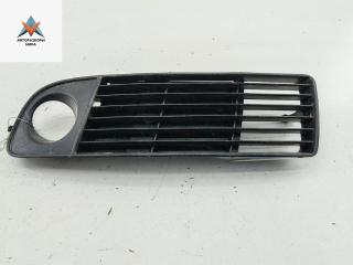 рамка фары противотуманной левой Audi A6 4B/C5 1998, 1.8 л., Ti, бензин, МКПП, чёрный, универсал, 4B0807681J