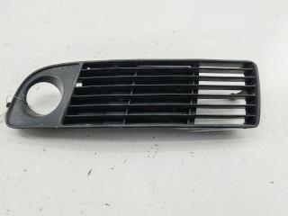 рамка фары противотуманной левой Audi A6 4B/C5 1998, 1.8 л., Ti, бензин, МКПП, чёрный, универсал, 4B0807681J