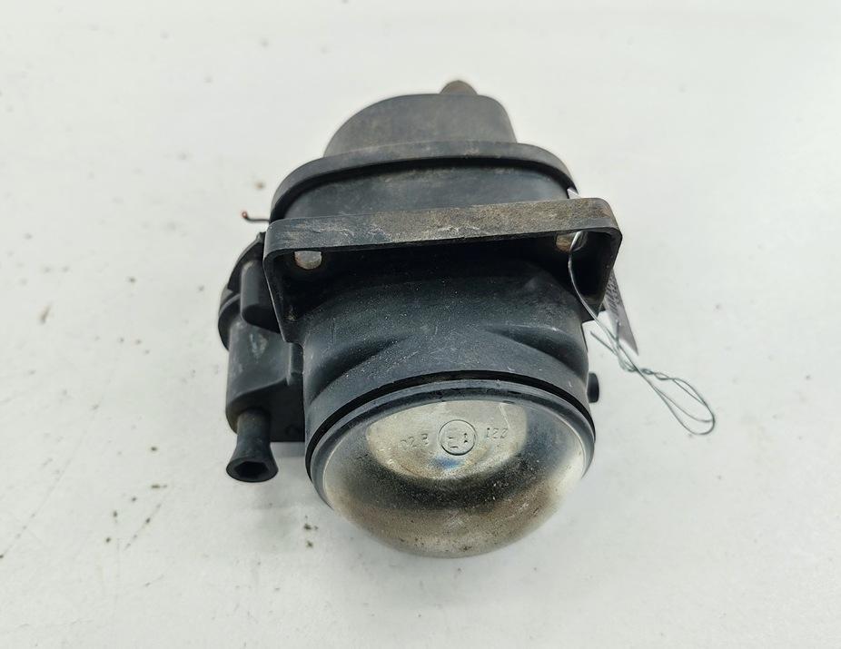 фара противотуманная левая Audi A6 C5 1998, 1.8 л., Ti, бензин, МКПП, чёрный, универсал, 14933300