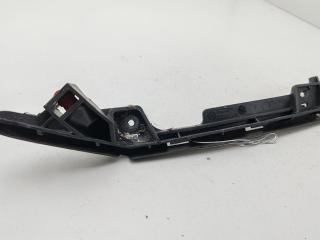 крепление ( кронштейн ) крыла Opel Meriva A 2006, хетчбэк 5 дв., 93393093