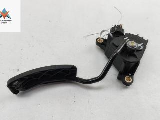 педаль Renault Megane 2 поколение 2004, 1.9 л., дизель, МКПП, серый, хетчбэк 5 дв., 8200153268