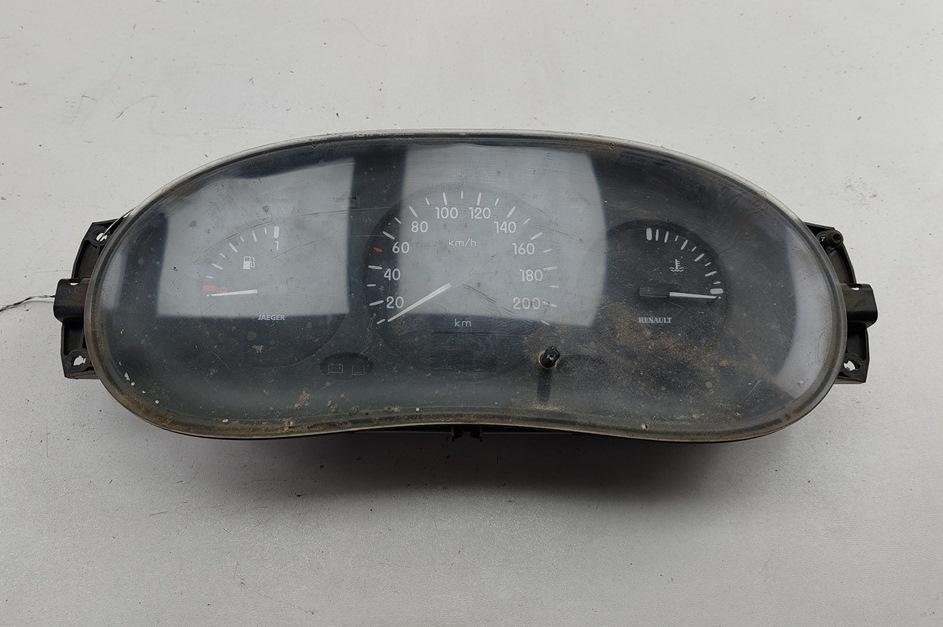 приборная панель Renault Kangoo 1 поколение 2001, 1.9 л., дизель, МКПП, синий, фургон, 8200133491 - фото №1
