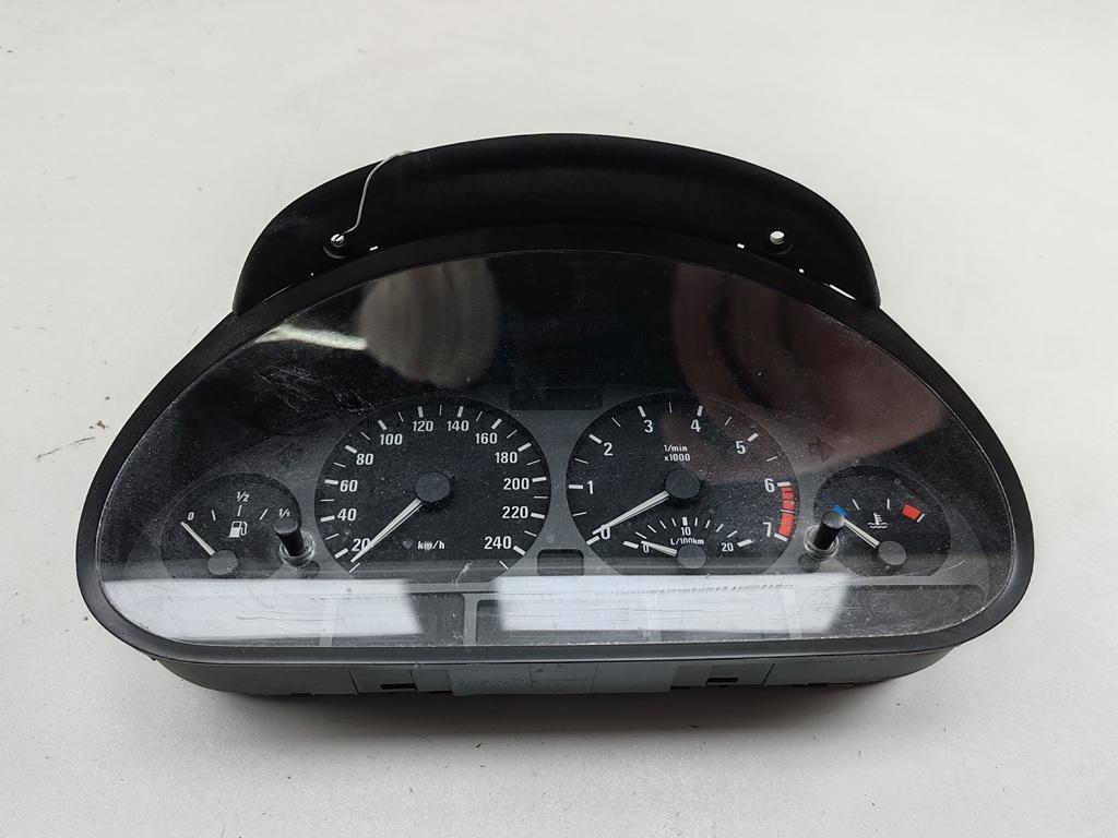 приборная панель BMW 3 E46 2000, 2.0 л., бензин, АКПП, чёрный, универсал, 6902363