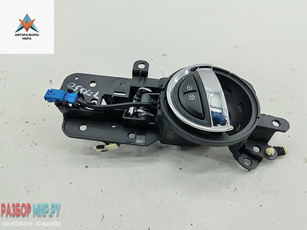 ручка внутренняя передняя левая Mini Cooper/One 3 (F55/F56, 2018, 1.5 л., бензин, МКПП, серый, хетчбэк 3 дв., 7419641 - фото №1