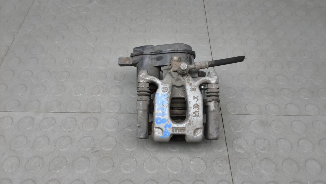 суппорт задний правый Citroen C4 2021, 1.2 л., бензин, МКПП, хетчбэк 5 дв.
