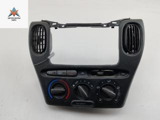блок управления печки / климат-контроля Toyota Yaris Verso 2001, 1.3 л., бензин, МКПП, серый, минивэн, 758277