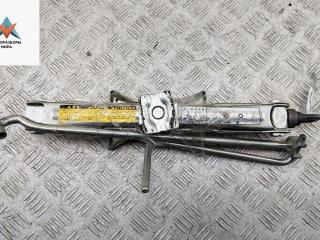домкрат Toyota RAV4 XA20 2005, 2.0 л., бензин, АКПП, серый, внедорожник 5 дв., 09111-42030