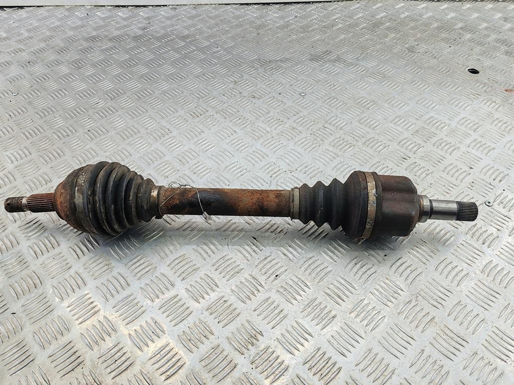 полуось передняя левая (приводной вал, ШРУС) Peugeot 407 2005, 2.0 л., дизель, МКПП, серый, универсал