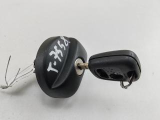 пробка топливного бака Peugeot 307 1 поколение 2003, 1.6 л., бензин, МКПП, красный, универсал