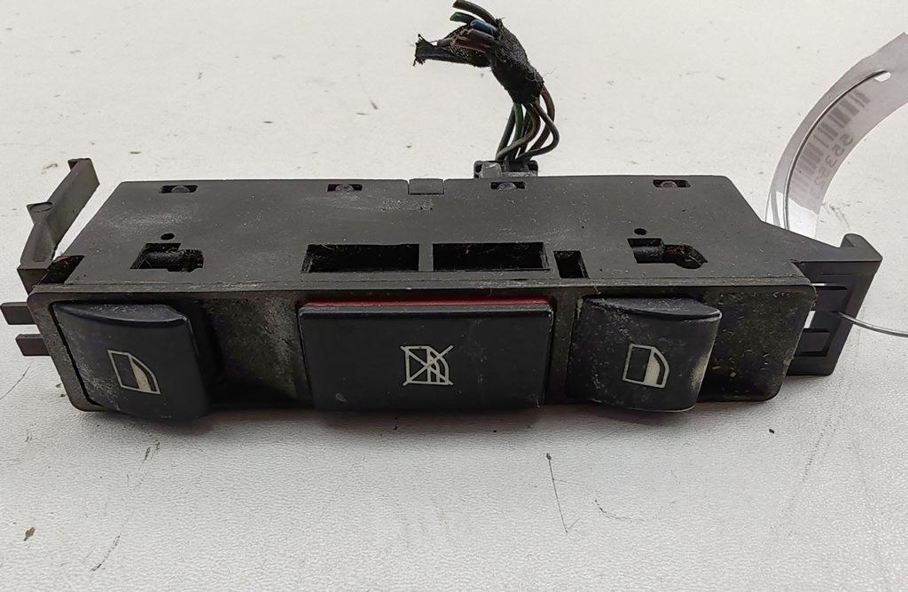 блок управления стеклоподъемниками BMW 3 E46 2002, 2.0 л., дизель, МКПП, зелёный, седан, 8381518