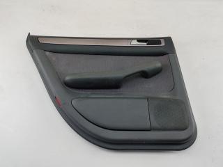 обшивка двери задняя левая Audi A6 4B/C5 1999, 2.8 л., бензин, МКПП, белый, универсал, 4B0863981A