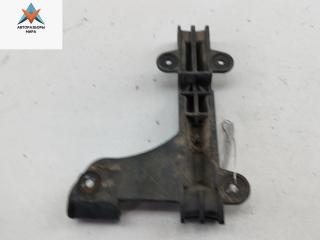 кронштейн заднего бампера Audi 80 8C/B4 1992, 2.0 л., бензин, МКПП, красный, седан, 8A0807483