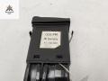 кнопка аварийной сигнализации Audi 80 8C/B4 1992, 2.0 л., бензин, МКПП, красный, седан, 4A0941509 - фото №2