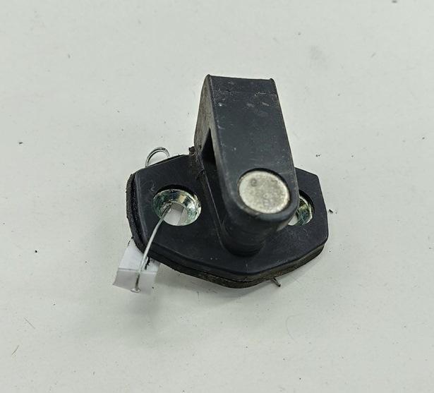 выключатель концевой (концевик) BMW 3 E36 1997, 1.8 л., бензин, АКПП, серый, седан, 8105511