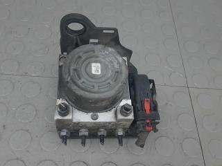 блок ABS Skoda Octavia 3 поколение (A7) 2013, 2.0 л., TDI RS, дизель, МКПП, универсал, 5Q0614517Q
