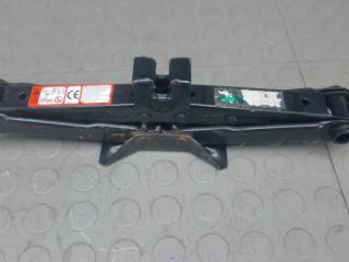 домкрат Opel Astra J [рестайлинг] 2013, 1.4 л., бензин, МКПП, хетчбэк 5 дв.