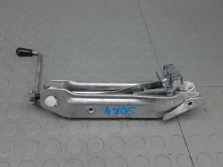 домкрат Suzuki Swift 4 поколение 2010, 1.5 л., бензин, МКПП, хетчбэк 5 дв.