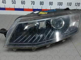 фара левая Skoda Octavia 3 поколение (A7) 2013, 2.0 л., TDI RS, дизель, МКПП, универсал, 5E2941017B, 5E2941015B